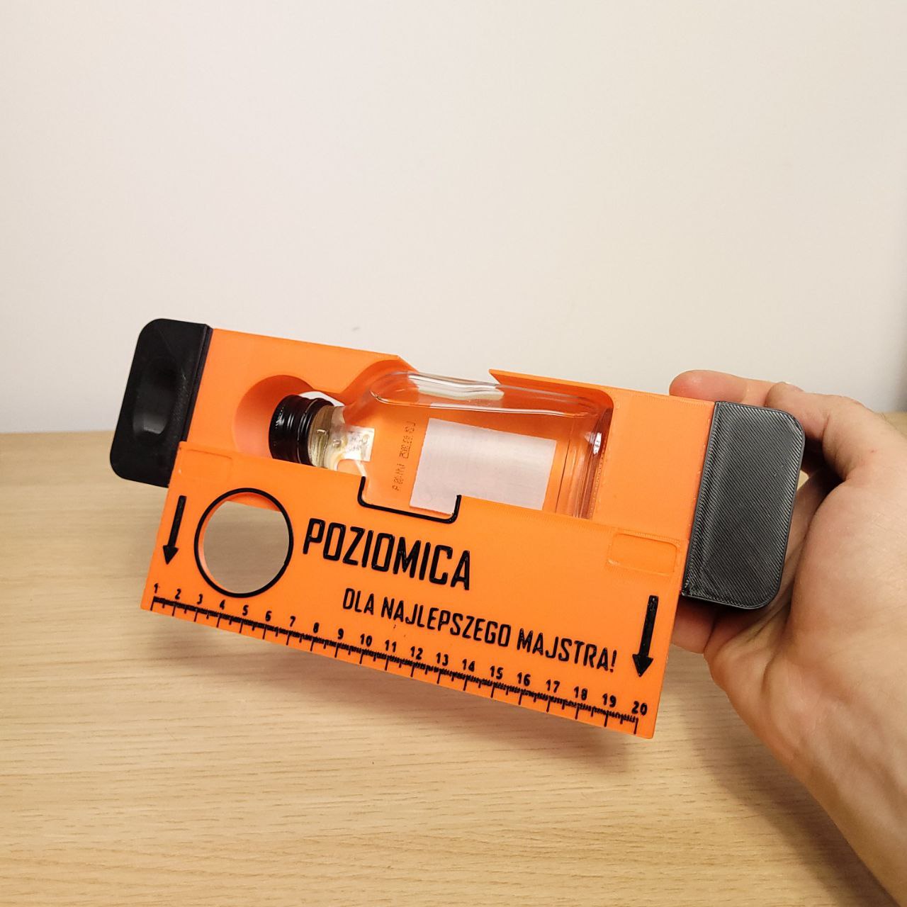 Level with Bottle Slot